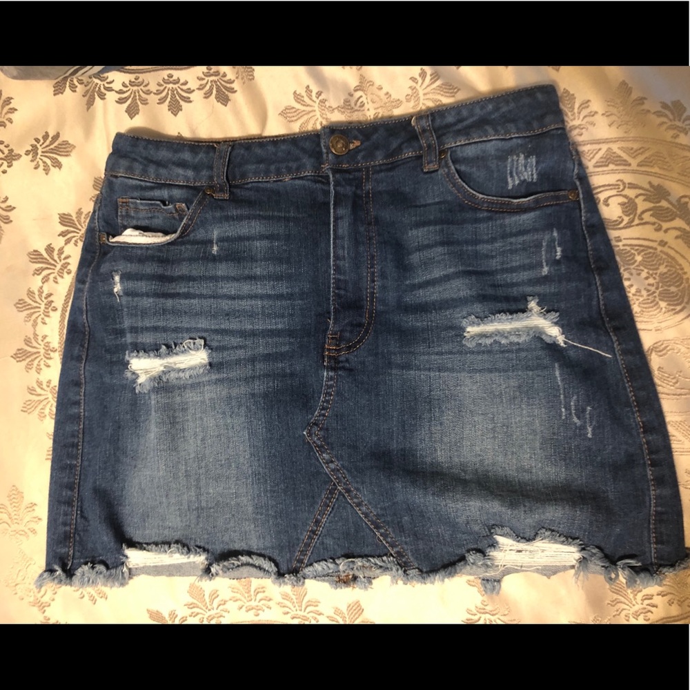 Denim distressed skirt